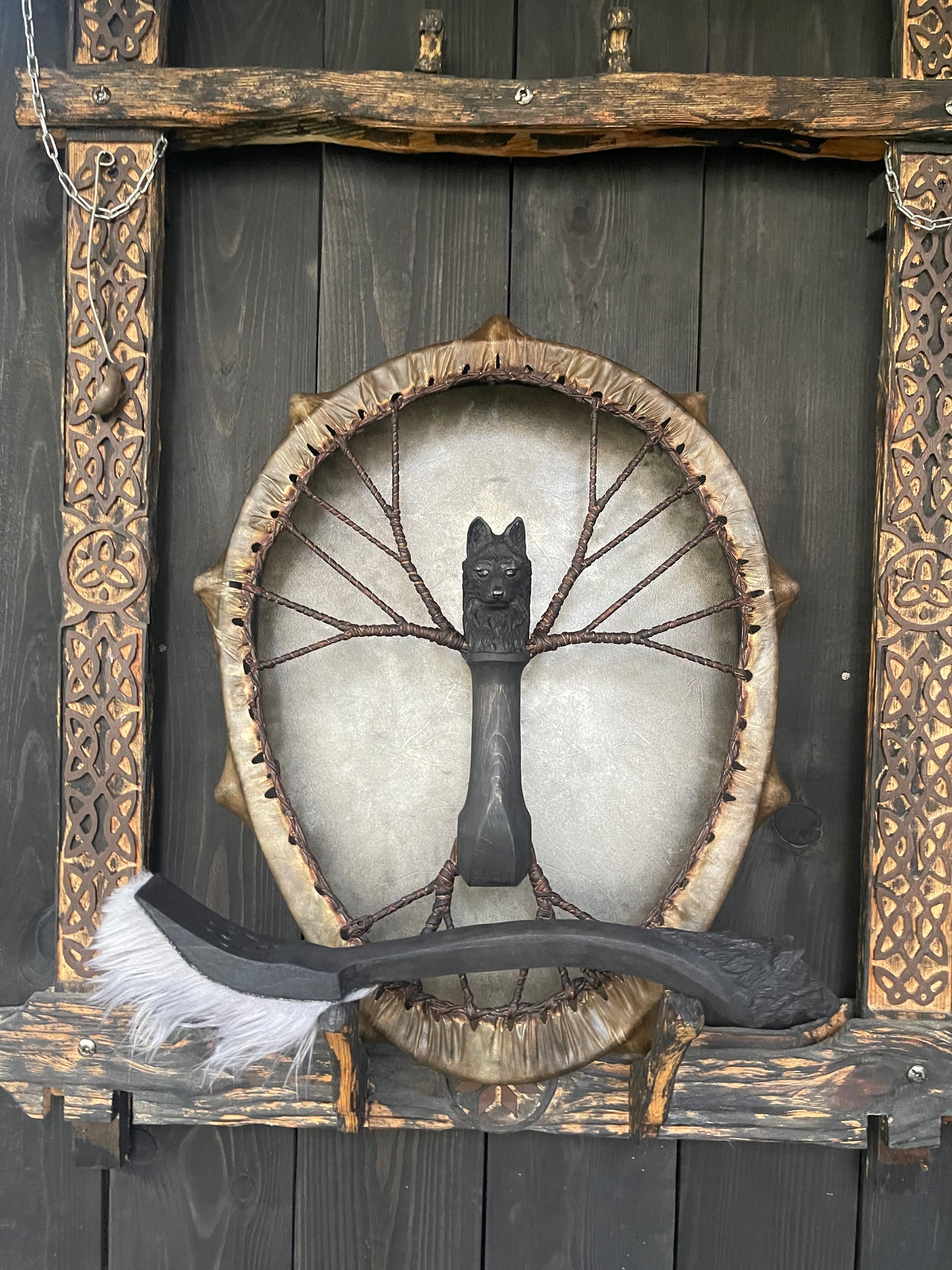 Shaman drum the Wolf