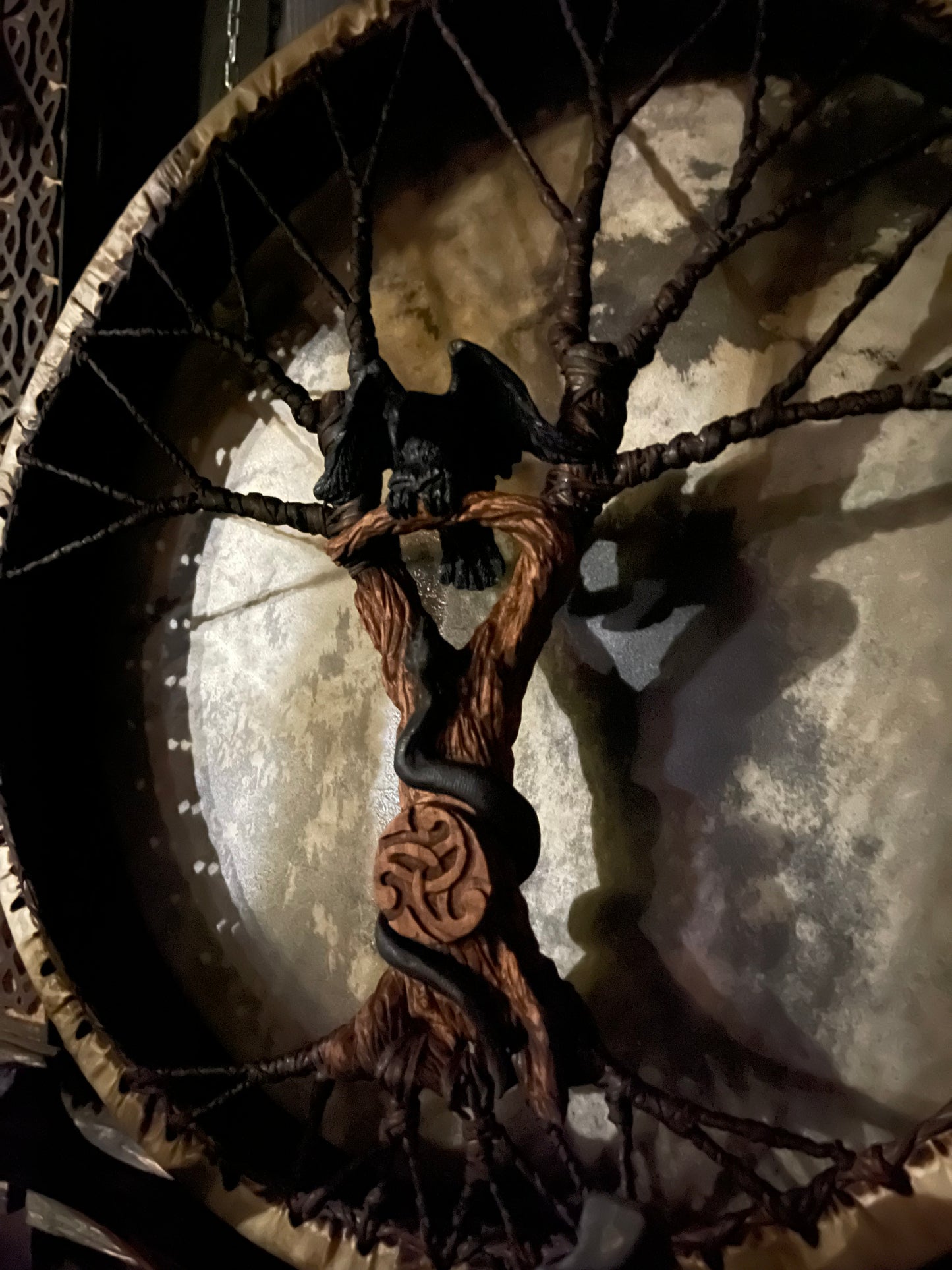 Shaman drum Raven and Snake 20ʼ
