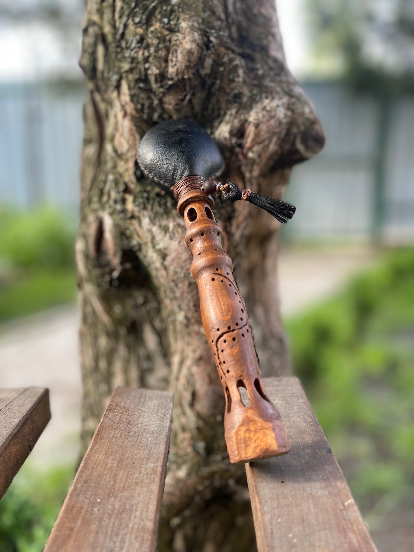 Shamanic rattle classic (carving)