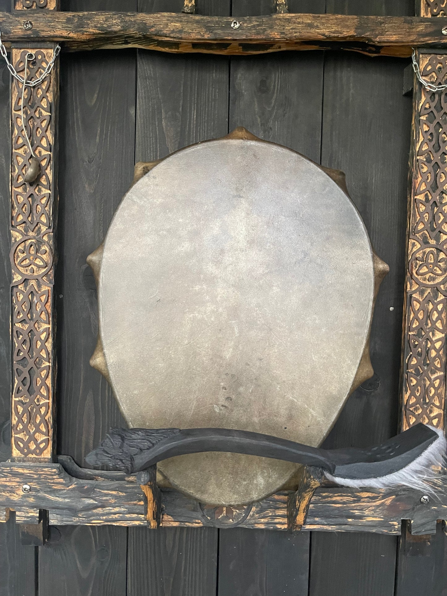 Shaman drum the Wolf