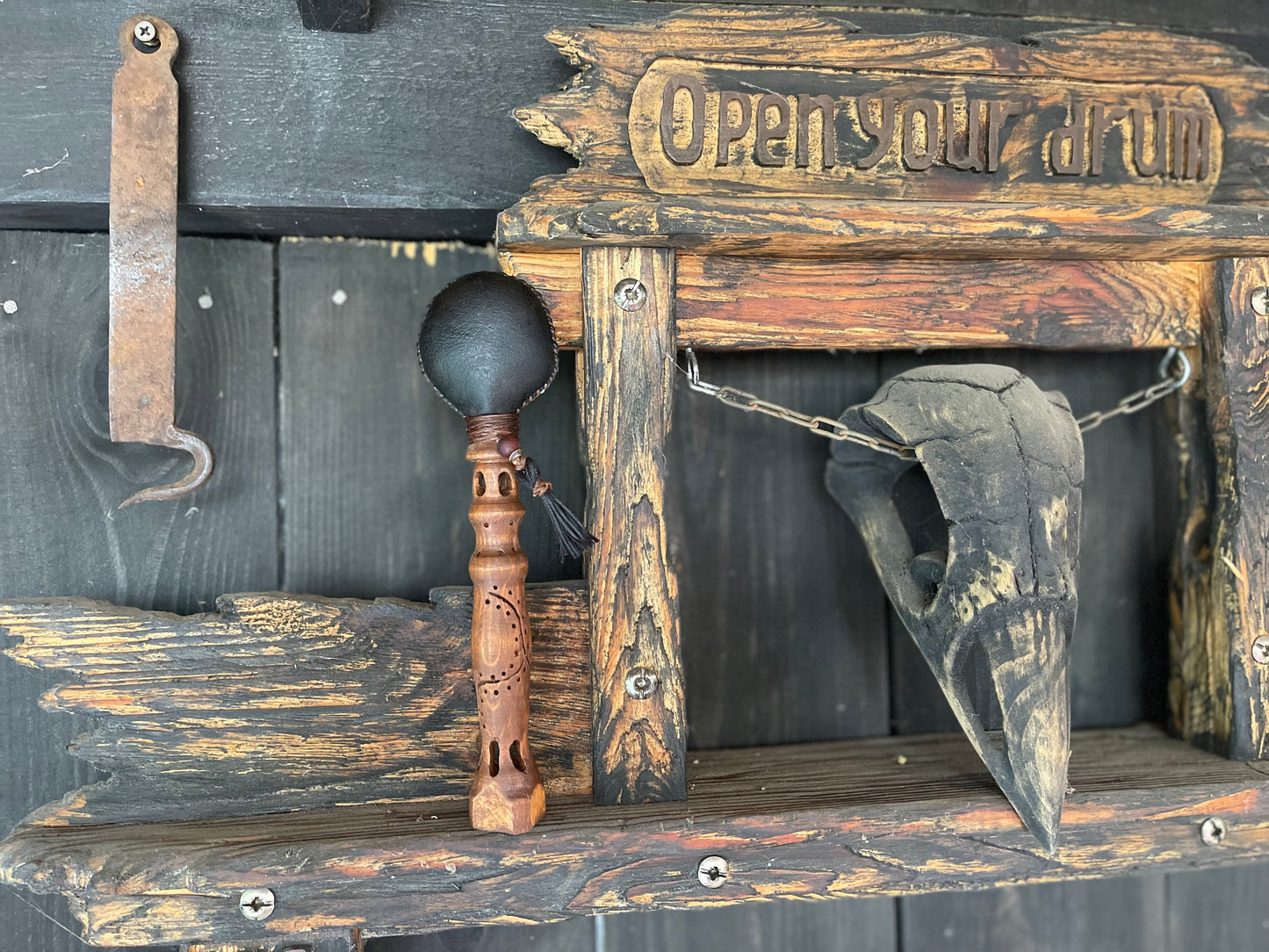 Shamanic rattle classic (carving)