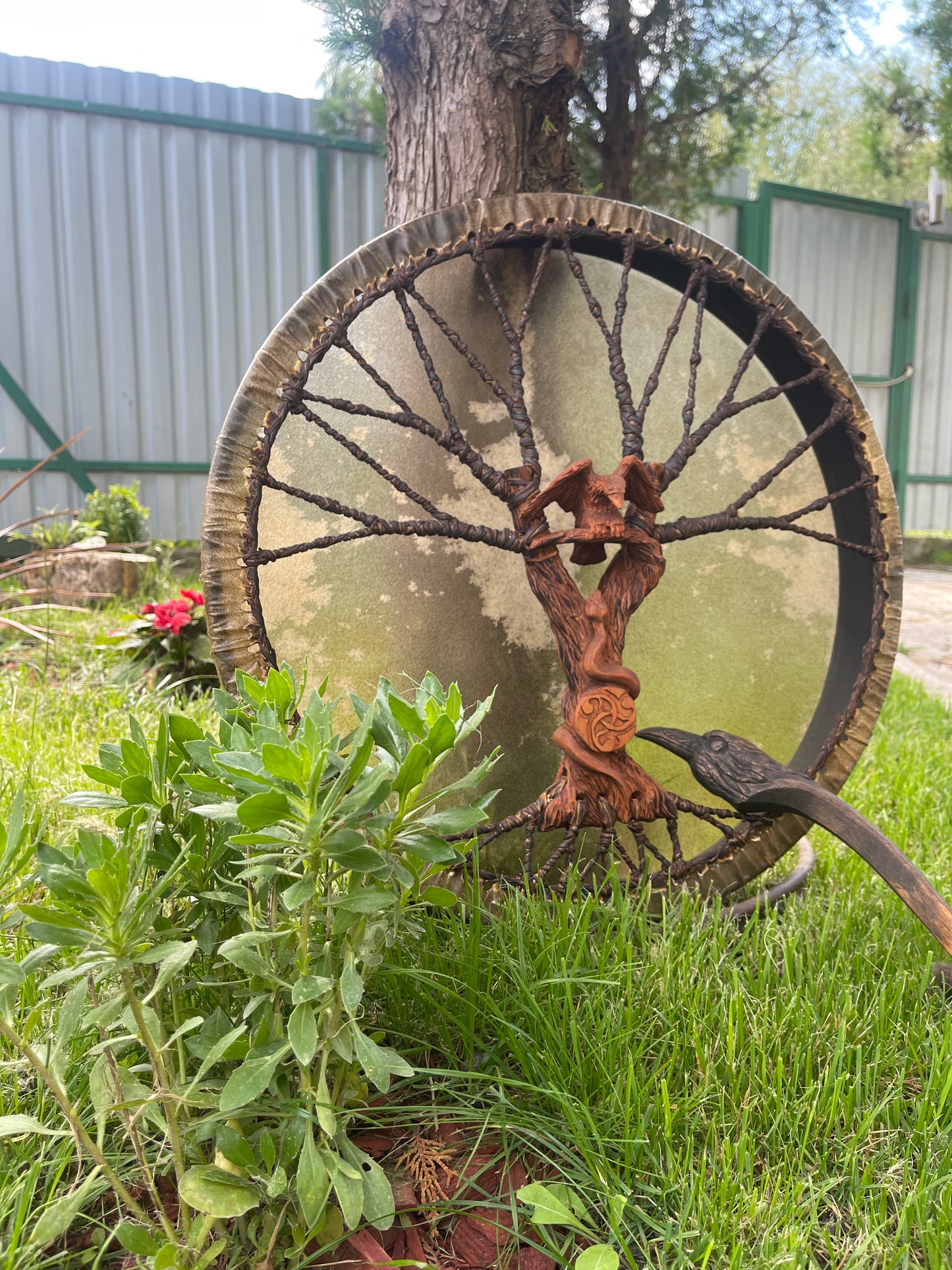 Shaman drum Raven and Snake