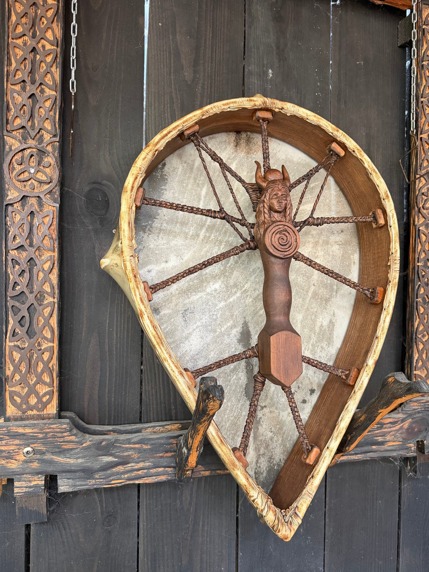 Shamanic Drum — 20/18" Teardrop