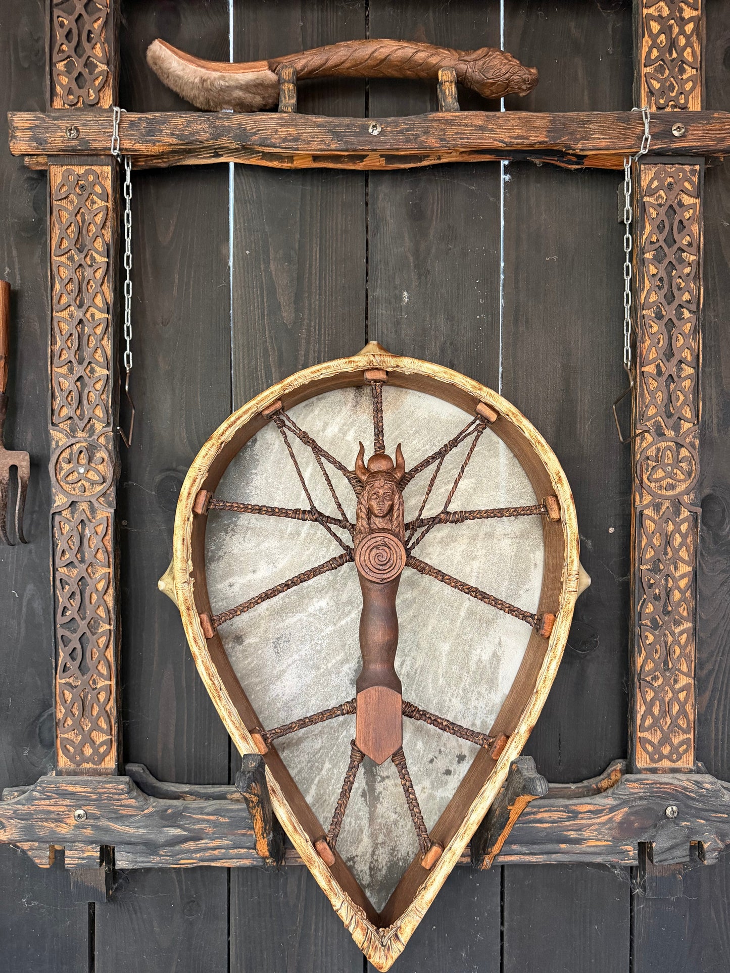 Shamanic Drum — 20/18" Teardrop