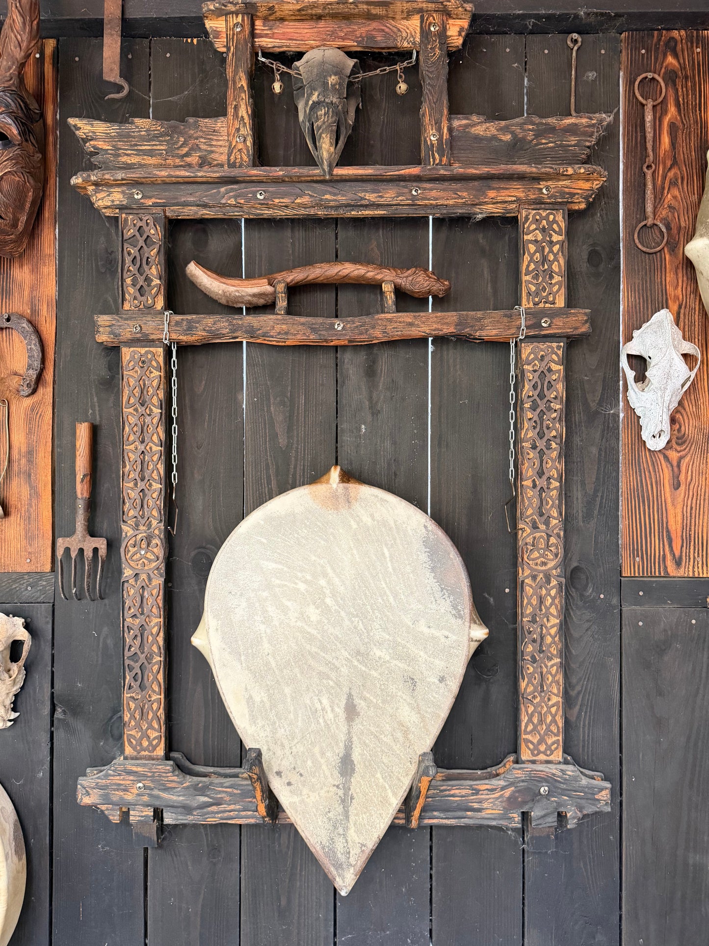 Shamanic Drum — 20/18" Teardrop